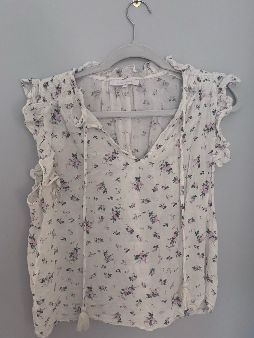Olivaceous Cream Floral Ruffle Tie-Front Blouse